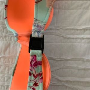 triangl swimwear Swim - TRIANGL Swimwear Strapless Top XL Floral triangl swimwear Swim - TRIANGL Swimwear Strapless Top XL Floral